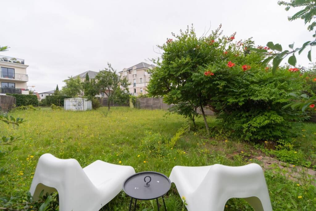 Résidence confortable au calme quartier St Marceau Orléans Exterior foto